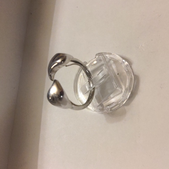 Avon Signed Heart Shaped Adjustable Women's Ring Size 8 / 8 1/2 - Picture 5 of 12